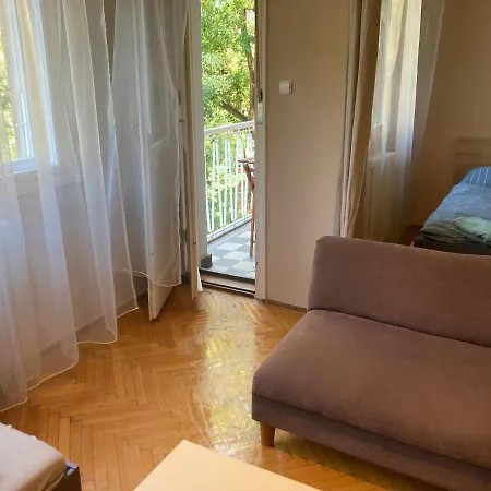 Roland Downtown - Pozsonyi Apartmán *